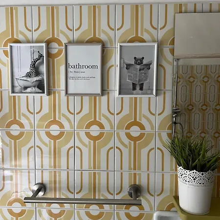 Appartement Cristina - Free Private Parking In Medicina, Comfort Premium & Air Conditioning