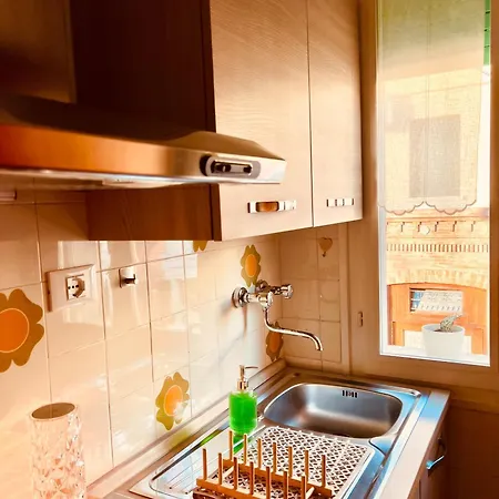 Appartement Cristina - Free Private Parking In Medicina, Comfort Premium & Air Conditioning *