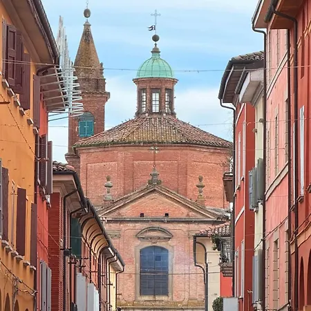 Cristina - Air Conditioning, Garden, Private Parking & Premium Beds * Medicina (Emilia-Romagna)