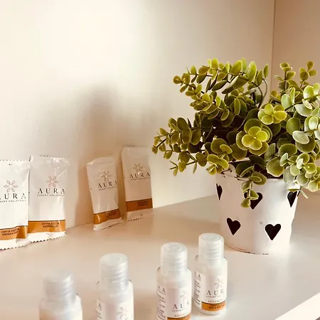 Cristina - Free Private Parking In Medicina, Comfort Premium & Air Conditioning Appartement *