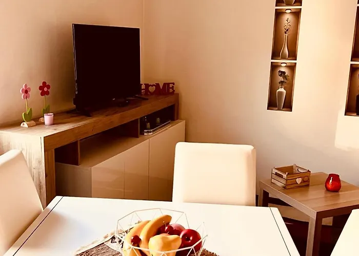 Apartment Cristina - Free Private Parking In Medicina, Comfort Premium & Air Conditioning